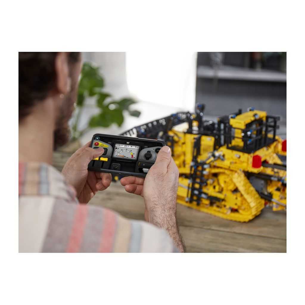 Technic Lego Buldócer Cat D11 Controlado por App Edades 18+ # 42131 Artículo 3854 Piezas | FDT-739061